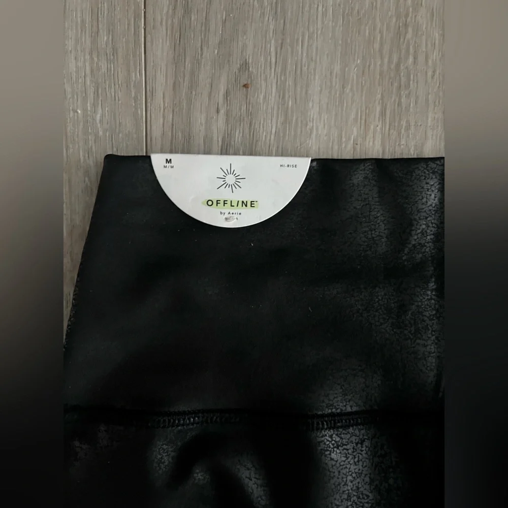 NWT OFFLINE By Aerie Real Me High Waisted Crossover Legging Black Metallic - M - Picture 8 of 9
